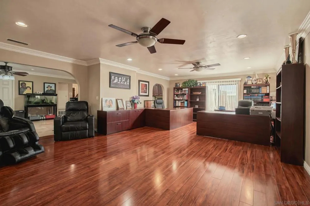 11322 Surco Dr San Diego, CA 92126