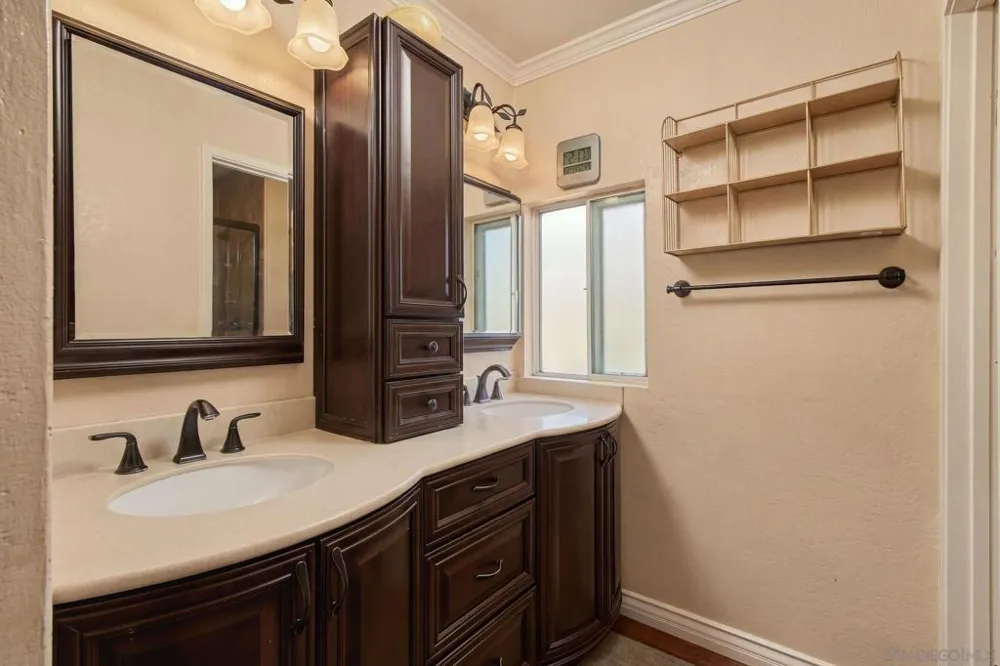 11322 Surco Dr San Diego, CA 92126