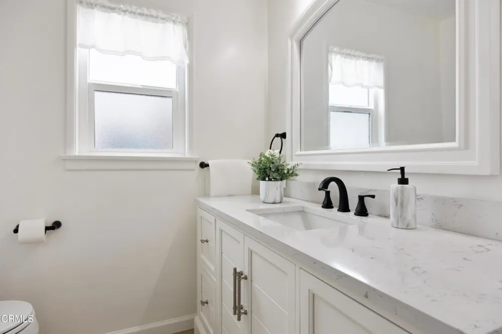 7727 Jayseel Street Los Angeles, CA 91042