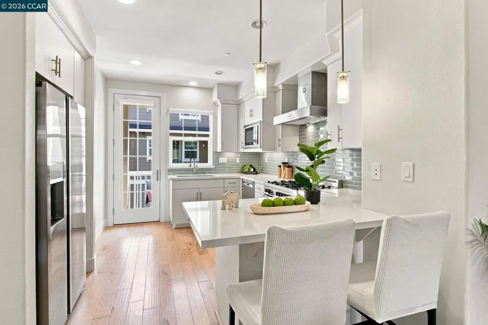 409 Longden Ave San Mateo, CA 94403