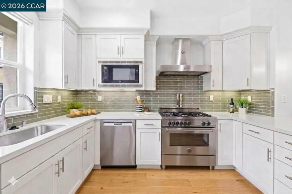 409 Longden Ave San Mateo, CA 94403
