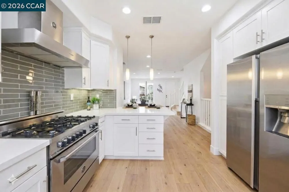 409 Longden Ave San Mateo, CA 94403