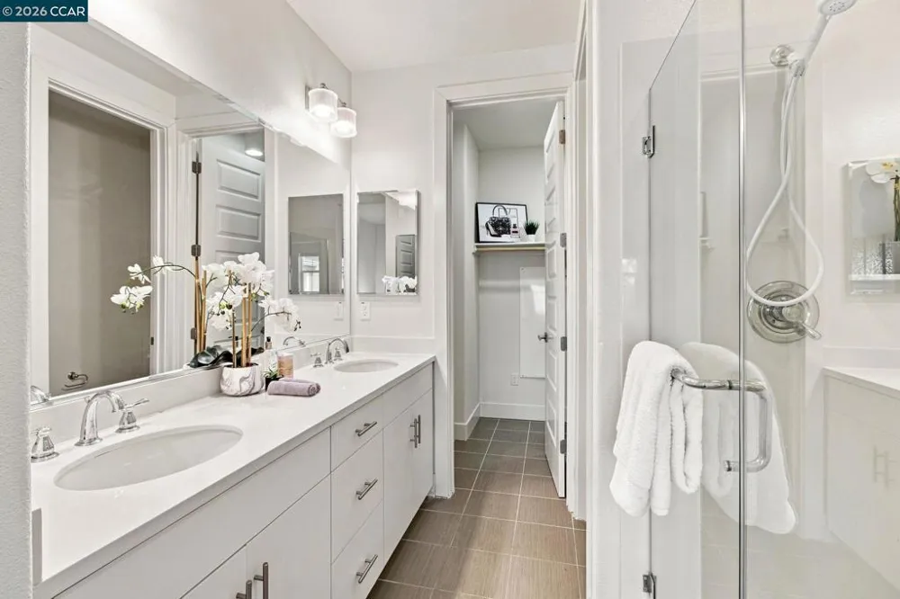409 Longden Ave San Mateo, CA 94403