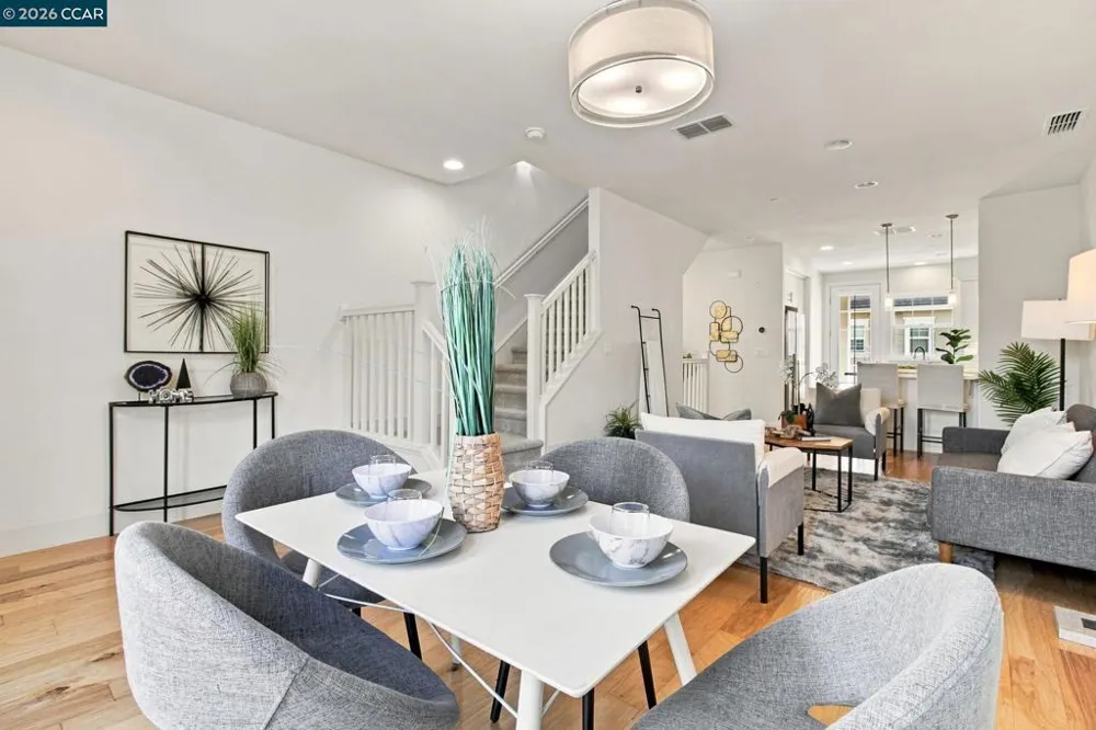 409 Longden Ave San Mateo, CA 94403
