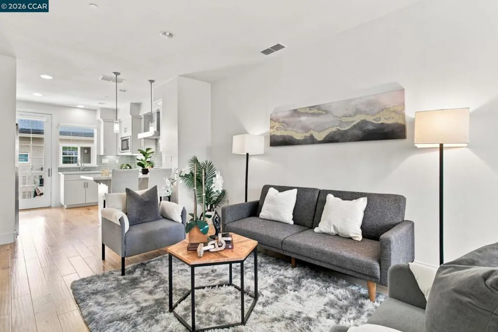 409 Longden Ave San Mateo, CA 94403