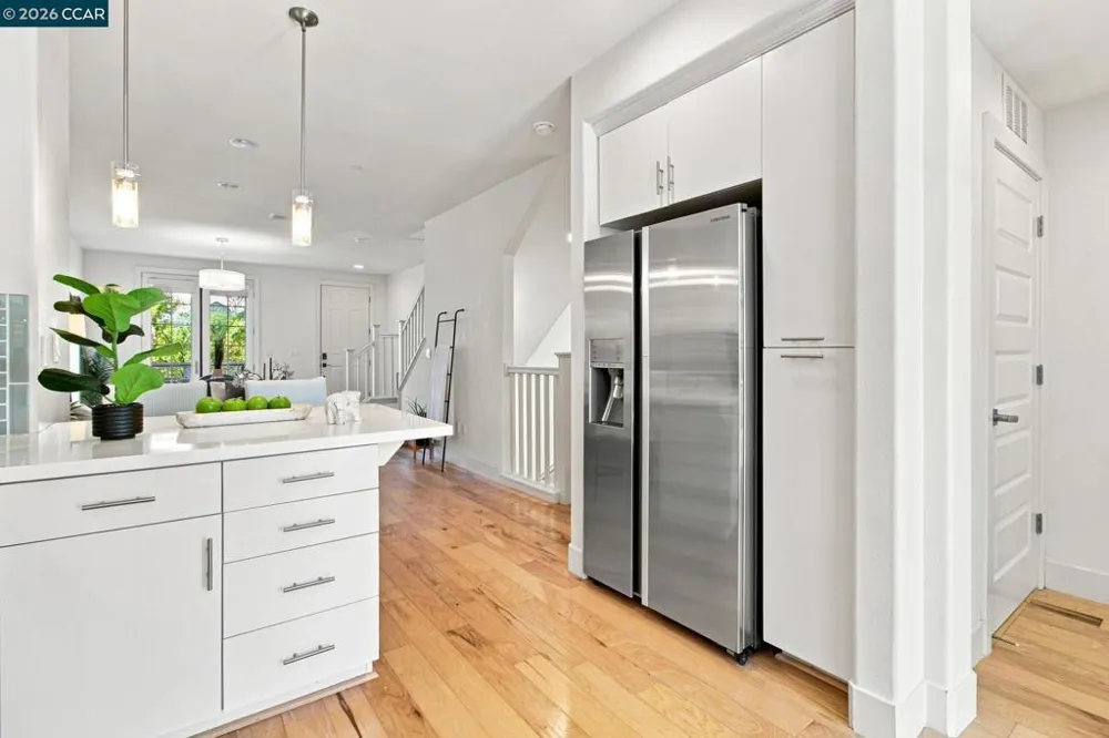 409 Longden Ave San Mateo, CA 94403