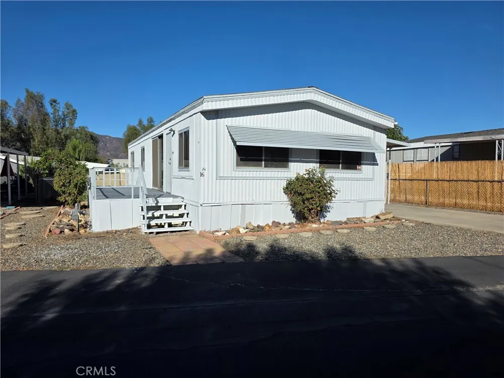 21601 Canyon Drive #16 Wildomar, CA 92595