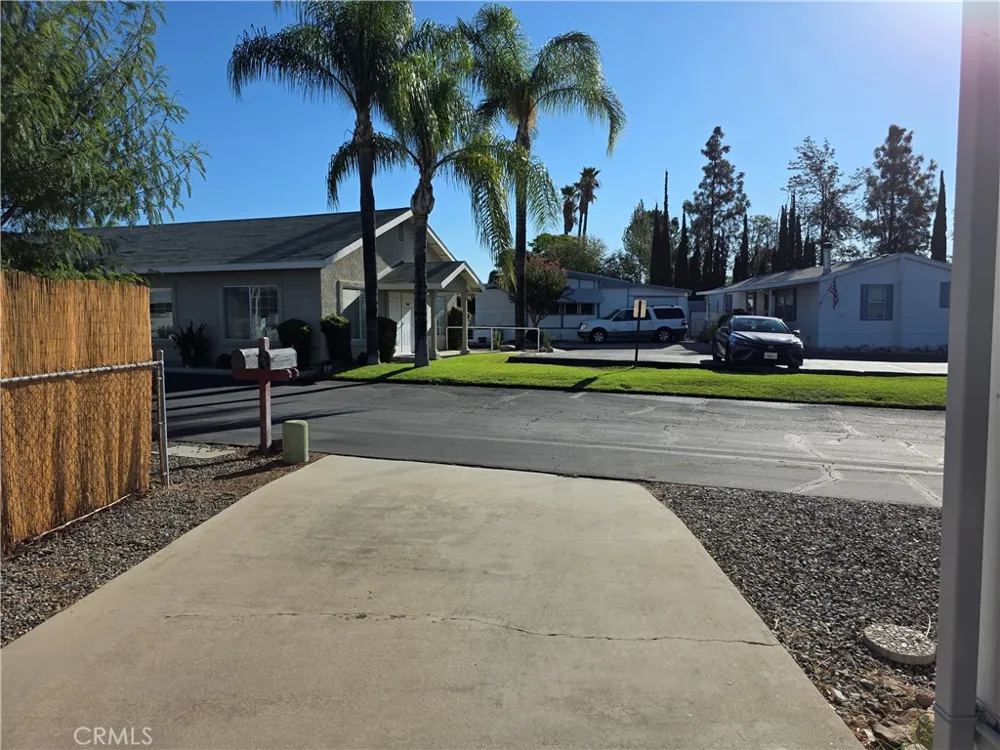 21601 Canyon Drive #16 Wildomar, CA 92595