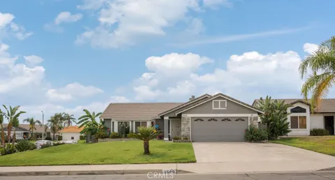 2569 W Plaza Serena Drive