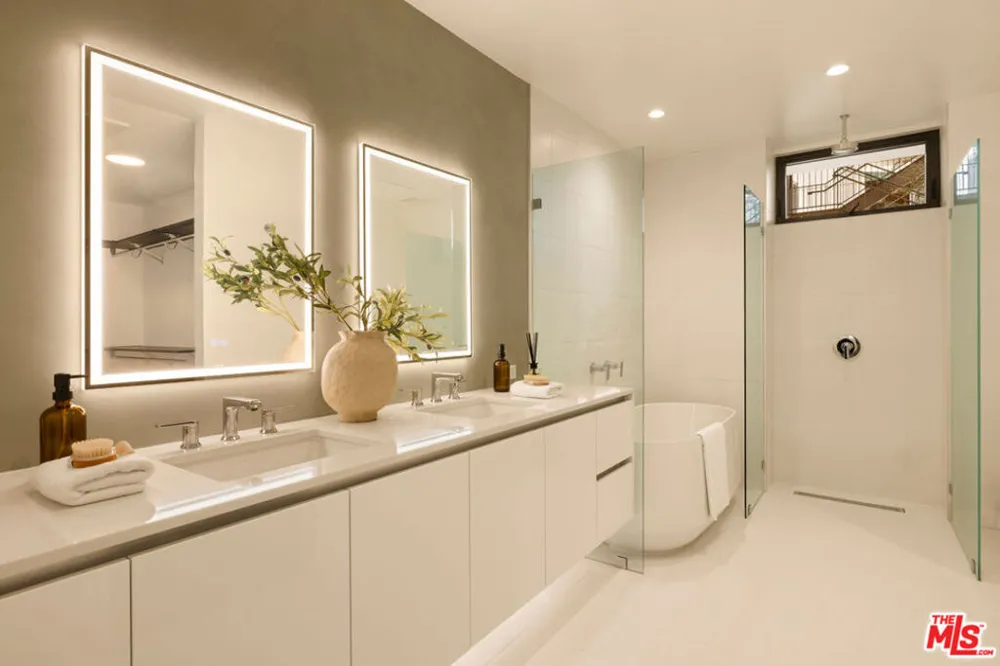 1264 Harper Avenue #205 West Hollywood, CA 90046