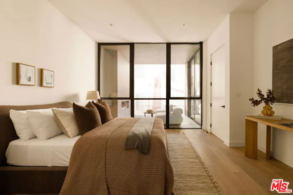 1264 Harper Avenue #205 West Hollywood, CA 90046
