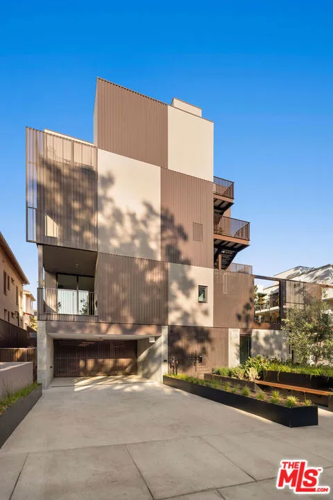 1264 Harper Avenue #205 West Hollywood, CA 90046