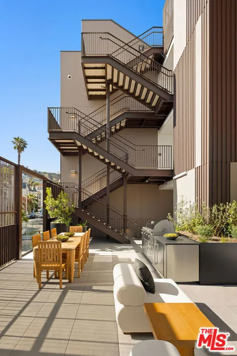 1264 Harper Avenue #205 West Hollywood, CA 90046