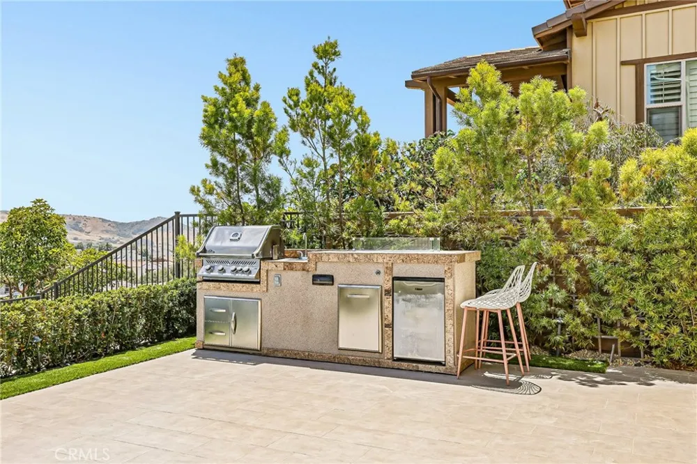 7 Paladino Court Rancho Mission Viejo, CA 92694