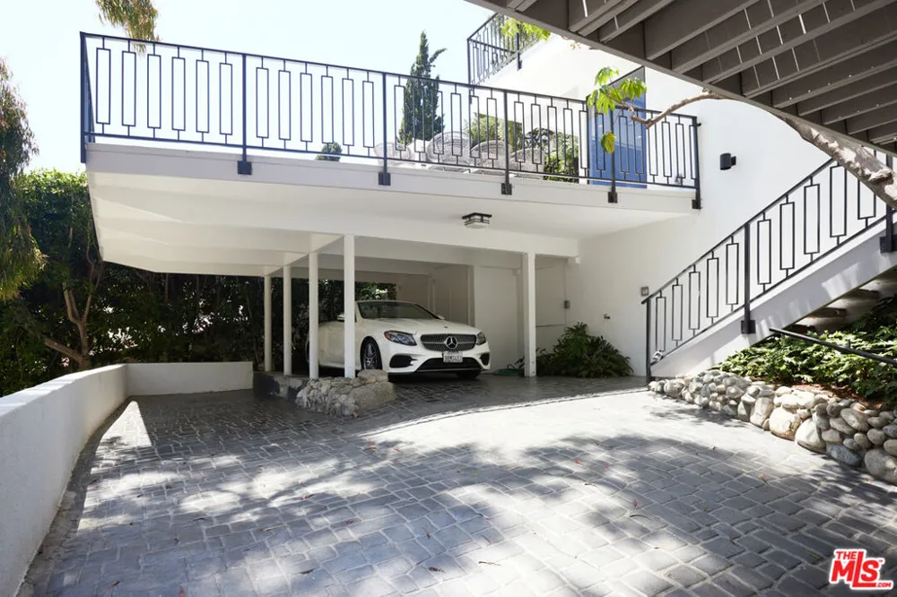 1341 Sierra Alta Way Los Angeles, CA 90069