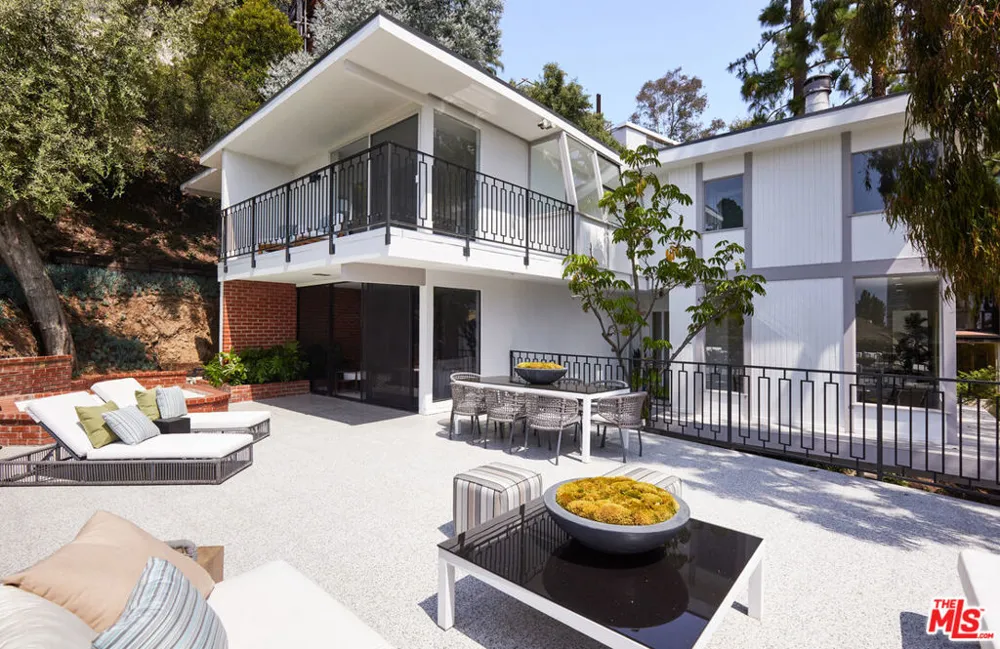 1341 Sierra Alta Way Los Angeles, CA 90069