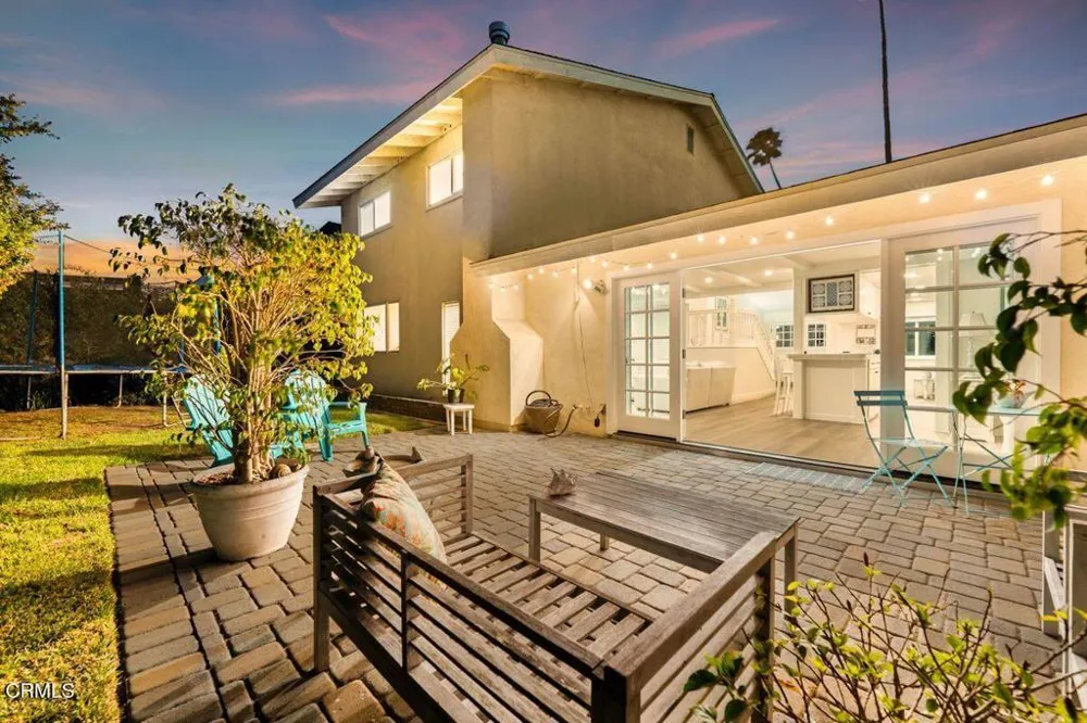 2884 Surfrider Avenue Ventura, CA 93001