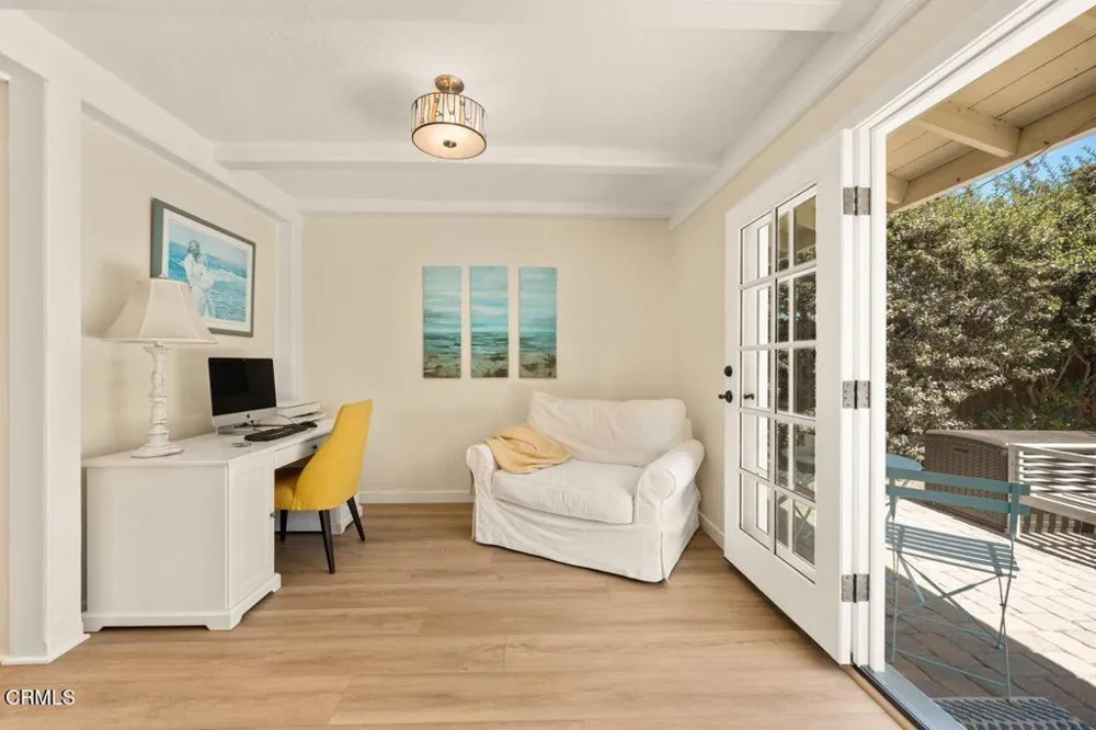 2884 Surfrider Avenue Ventura, CA 93001