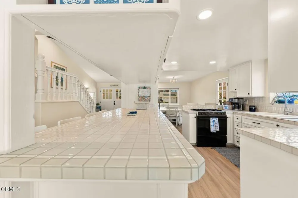 2884 Surfrider Avenue Ventura, CA 93001