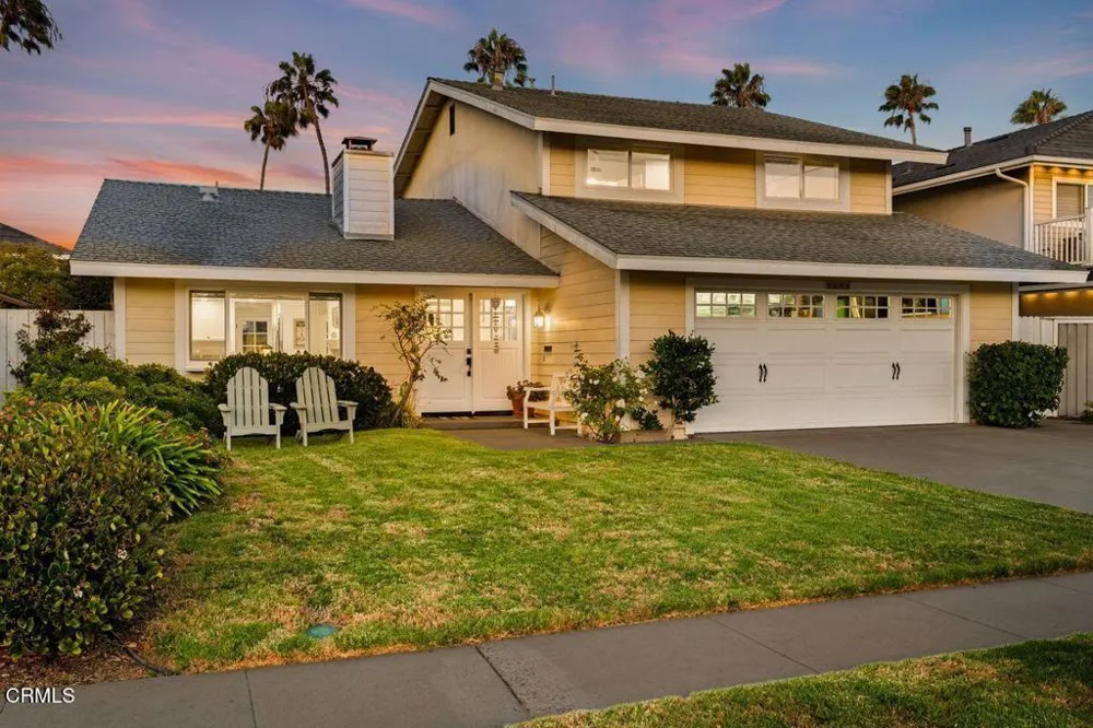 2884 Surfrider Avenue Ventura, CA 93001