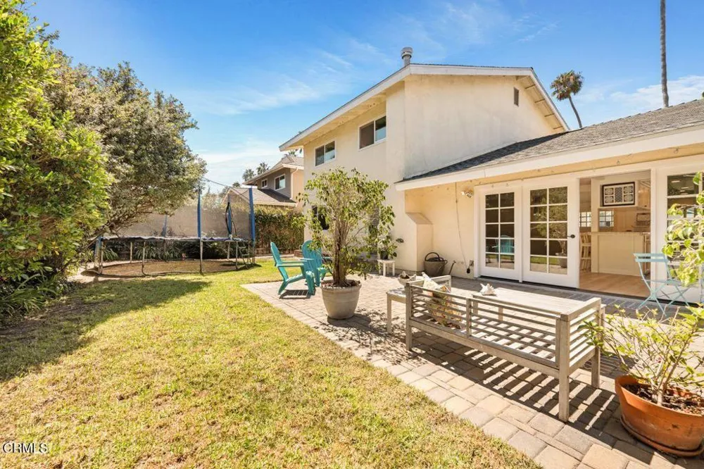 2884 Surfrider Avenue Ventura, CA 93001