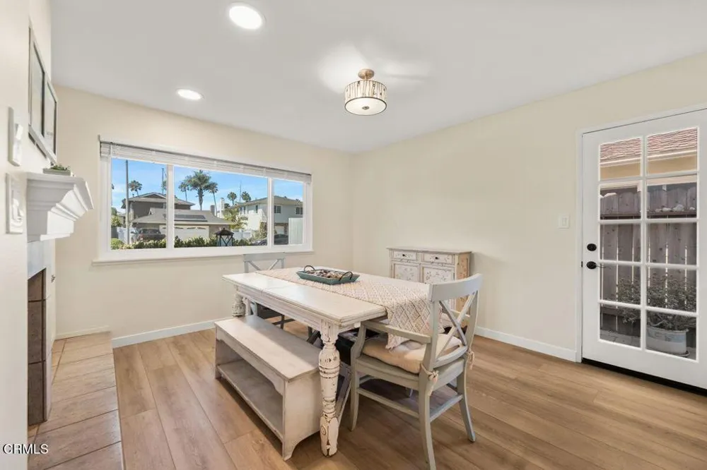 2884 Surfrider Avenue Ventura, CA 93001