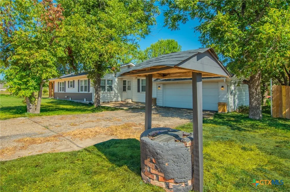 814 E Young Avenue Temple, TX 76501