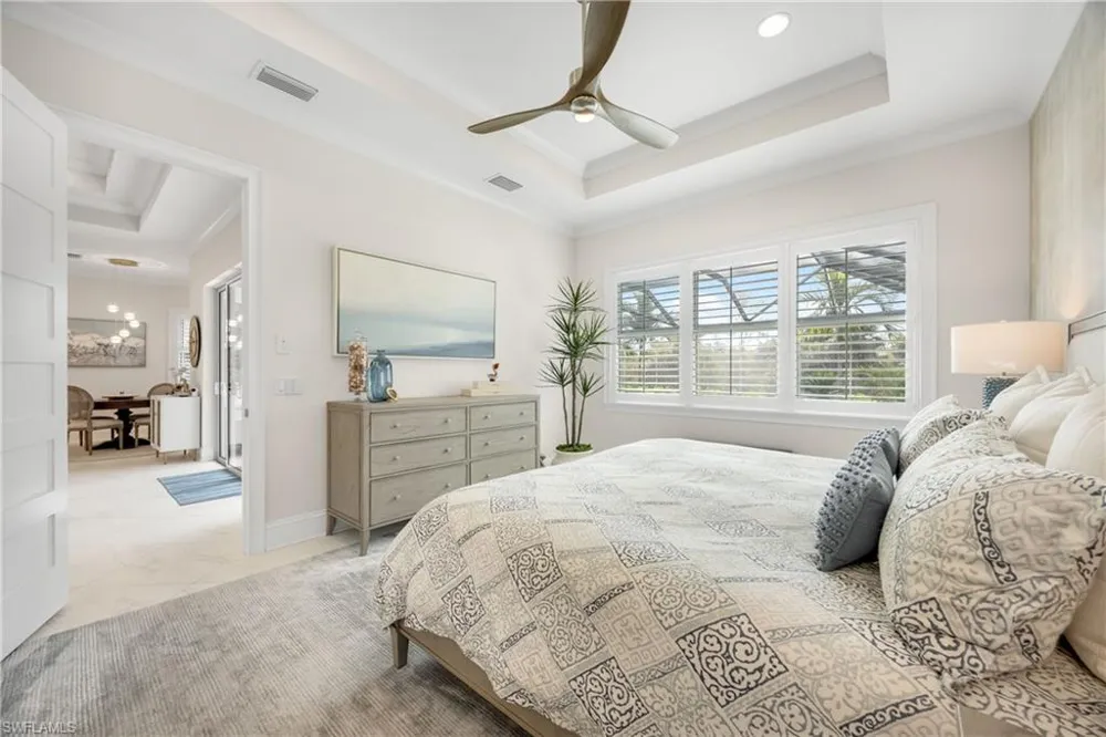 6472 Arriba Avenue Naples, FL 34113
