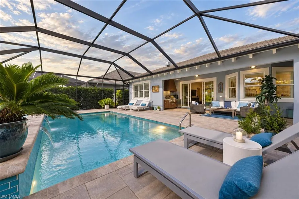 6472 Arriba Avenue Naples, FL 34113