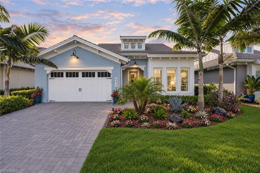 6472 Arriba Avenue Naples, FL 34113