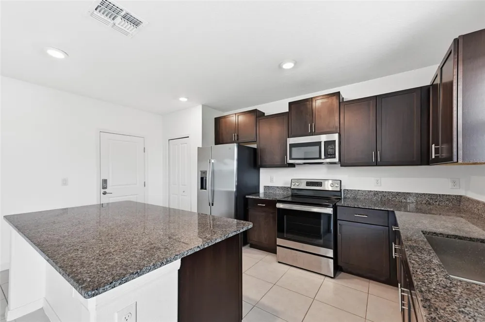 12860 TRIPOLI AVENUE Riverview, FL 33579