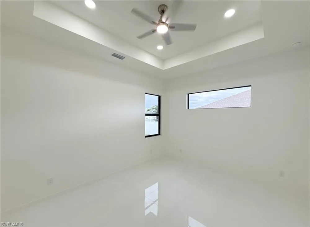 2418 NW 25th Street Cape Coral, FL 33993