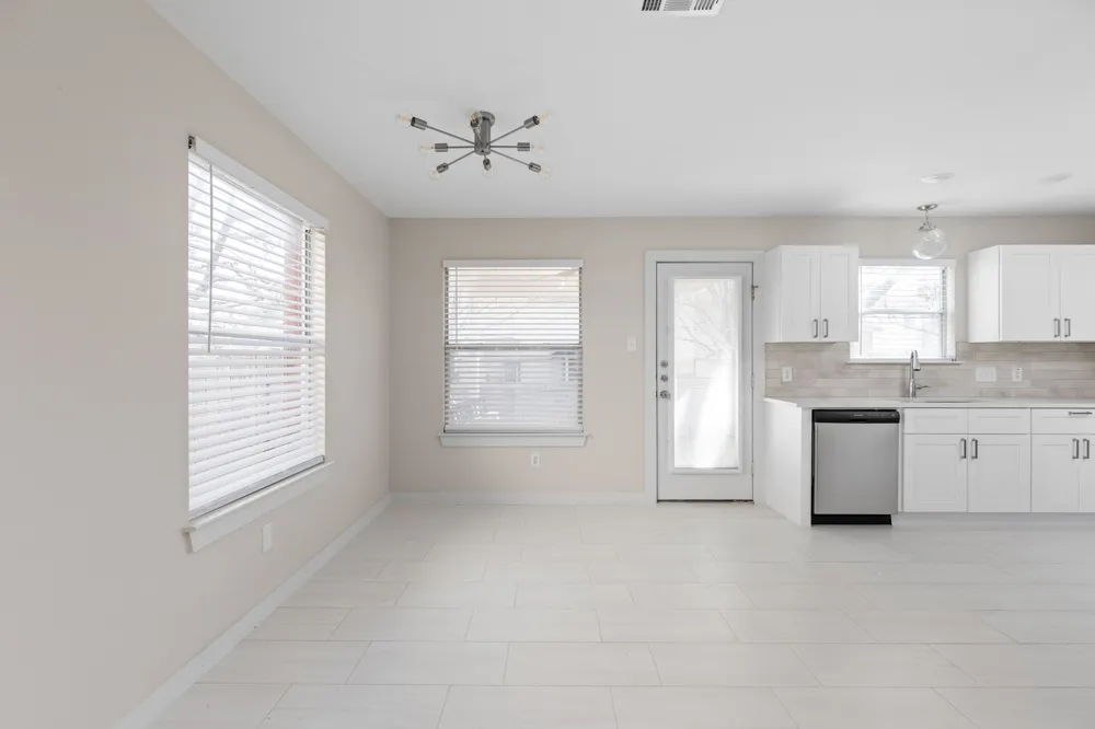 11116 Jim Thorpe Lane Austin, TX 78748