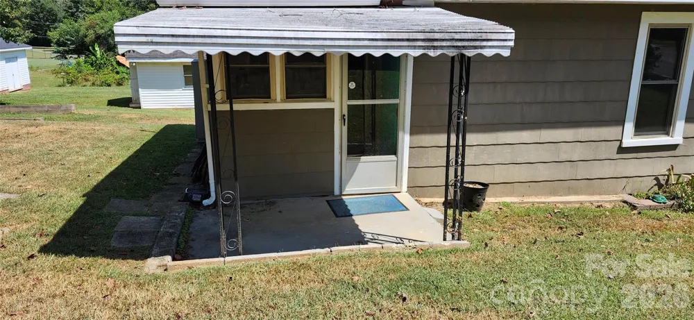 217 Tenth Street Cramerton, NC 28032
