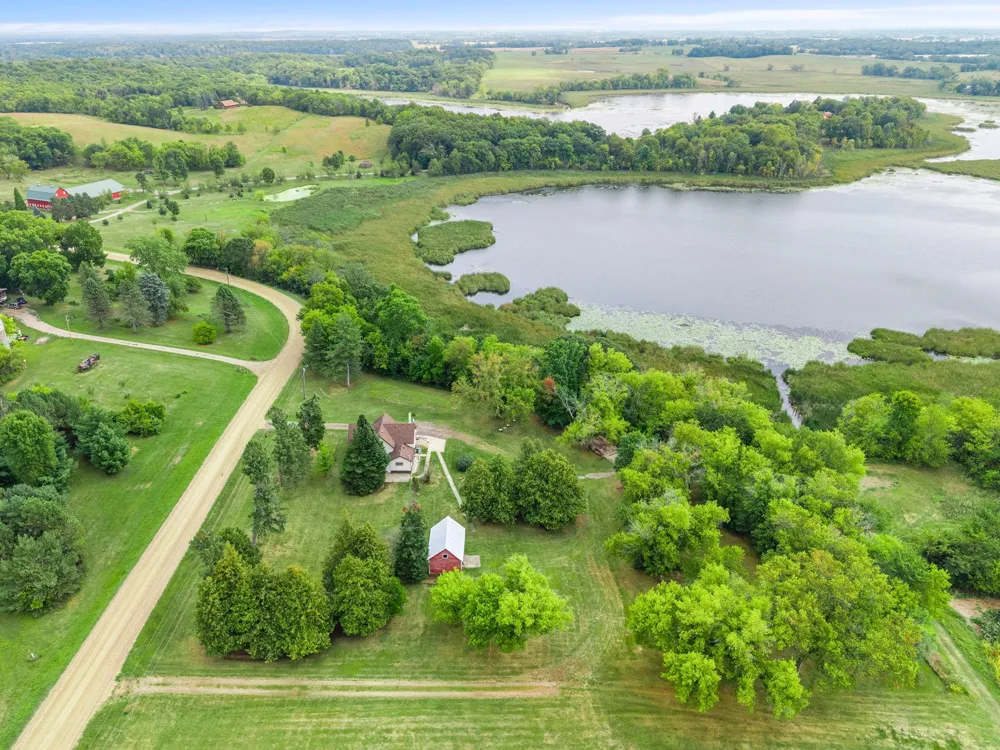 327 72nd Street NW Buffalo, MN 55313