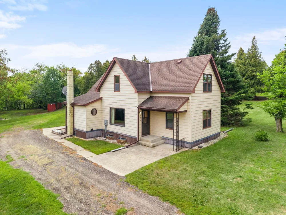 327 72nd Street NW Buffalo, MN 55313