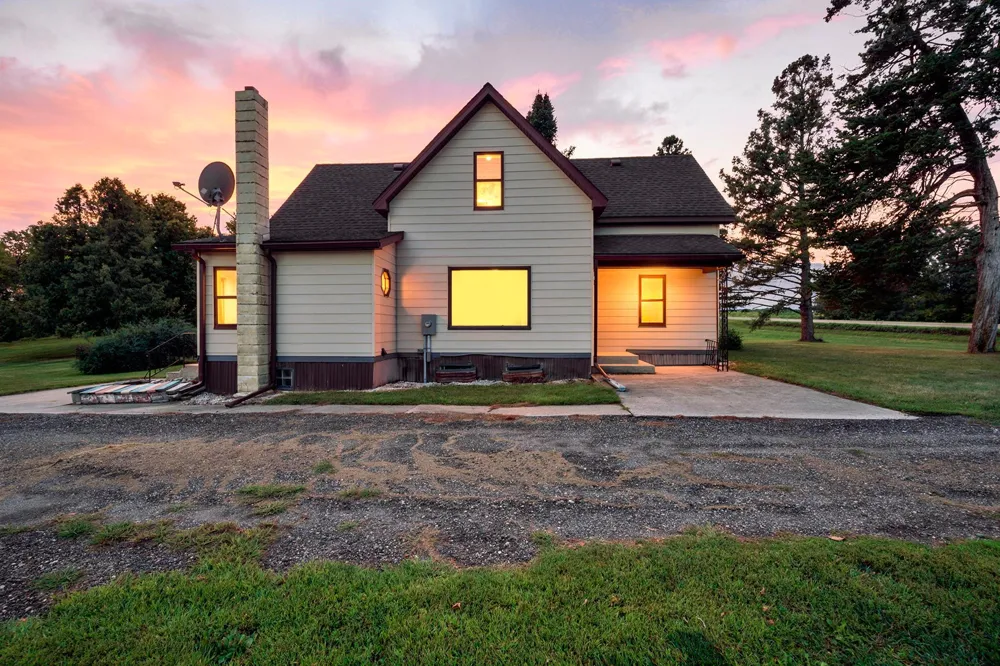 327 72nd Street NW Buffalo, MN 55313
