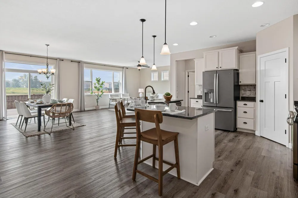 9189 Plymouth Road Woodbury, MN 55129
