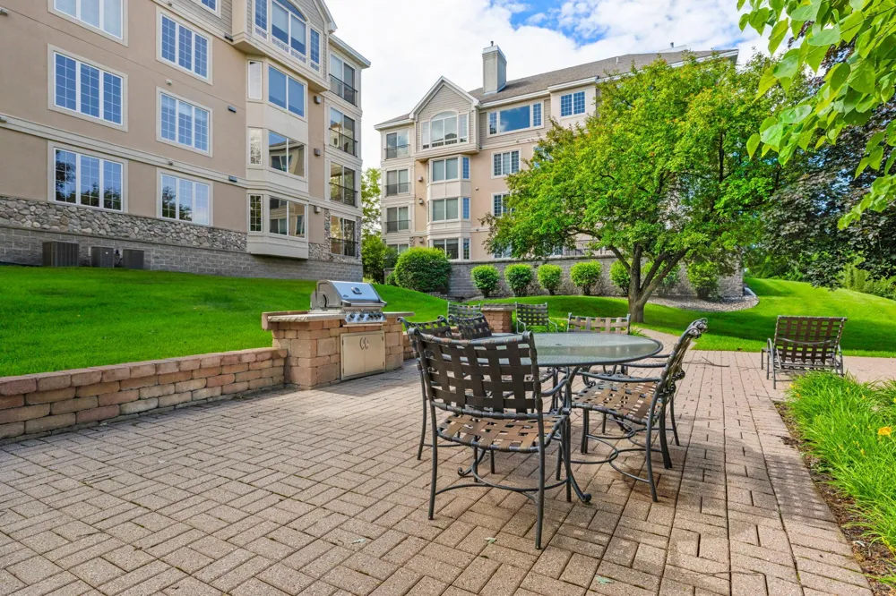 11460 Fairfield Road W #103 Minnetonka, MN 55305