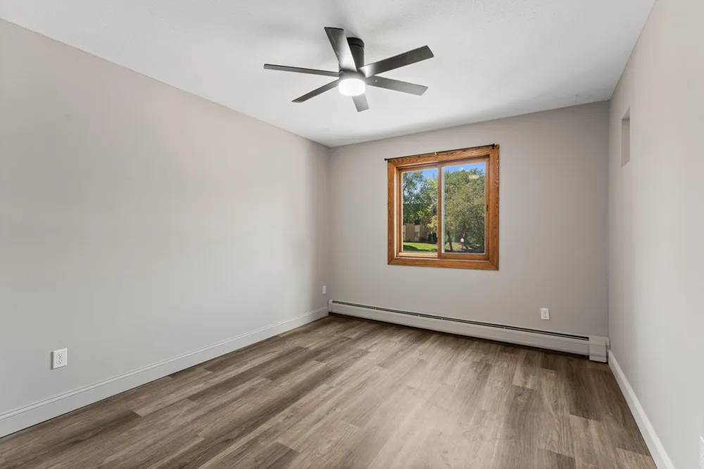 2700 Oxford Street #101 Roseville, MN 55113