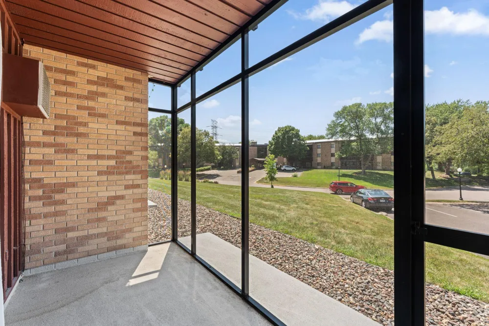 2700 Oxford Street #101 Roseville, MN 55113