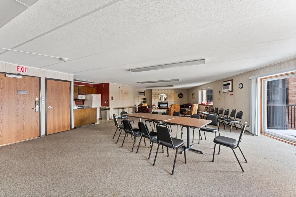 2700 Oxford Street #101 Roseville, MN 55113