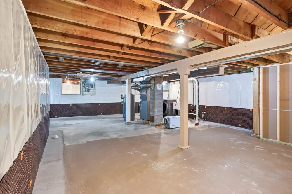 12916 Fairfield Road W Minnetonka, MN 55305