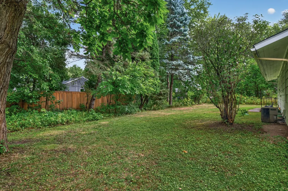 12916 Fairfield Road W Minnetonka, MN 55305