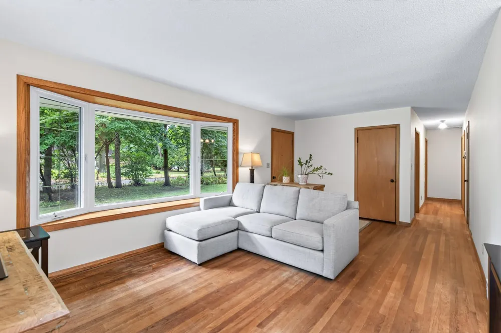 12916 Fairfield Road W Minnetonka, MN 55305