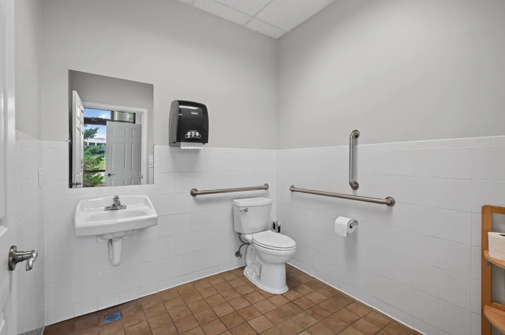 1103 Weir Drive #200 Woodbury, MN 55125