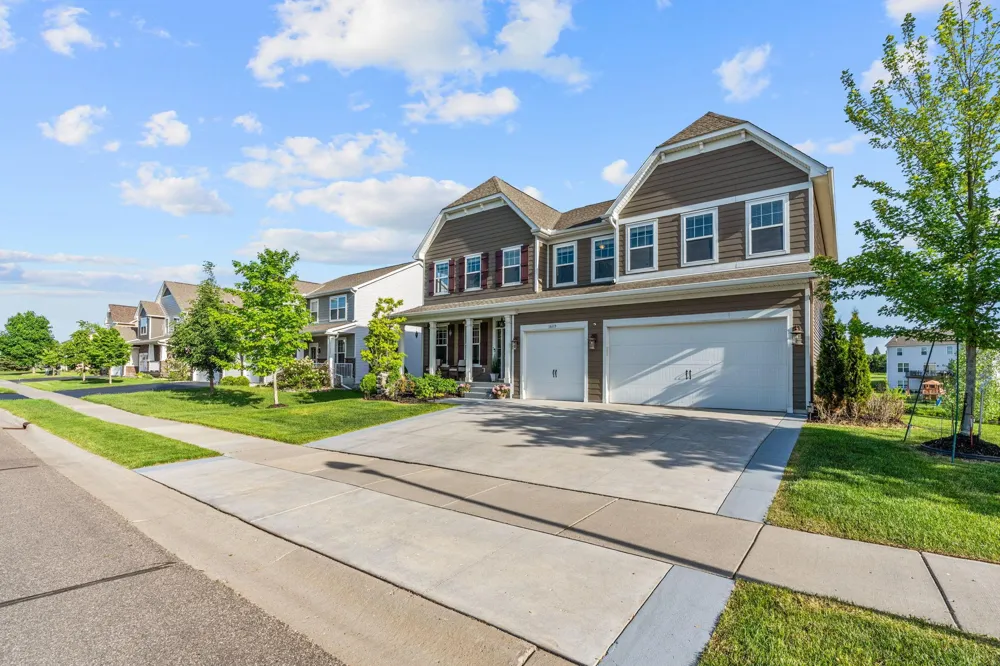 16115 57th Place Plymouth, MN 55446
