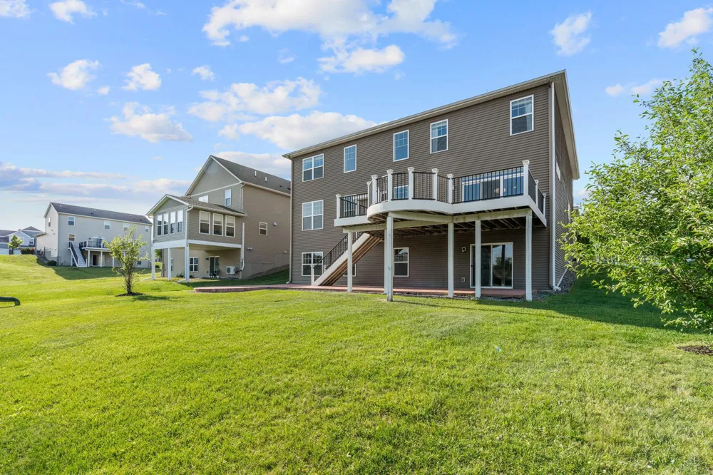 16115 57th Place Plymouth, MN 55446