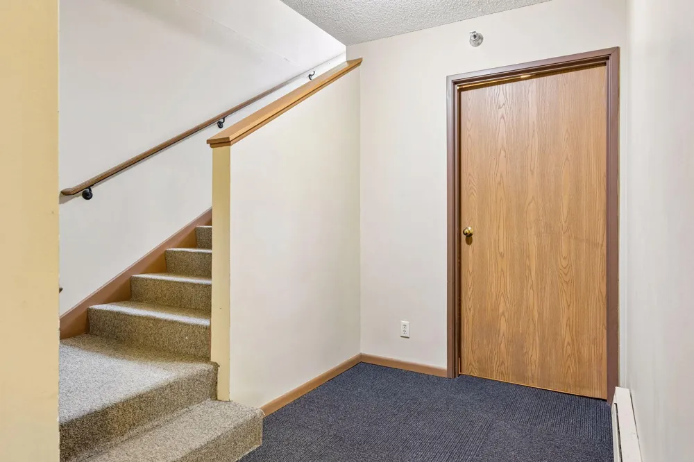 6155 Chasewood Parkway #1 Minnetonka, MN 55343