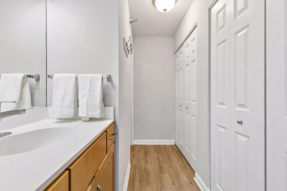 6155 Chasewood Parkway #1 Minnetonka, MN 55343